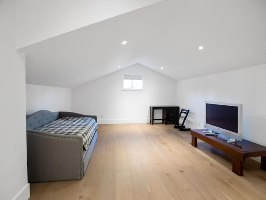 The Fernridge Estate: 5Bd Family Retreat! Villa Langley Dış mekan fotoğraf
